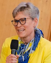 Portraitfoto Regine Schmalhorst